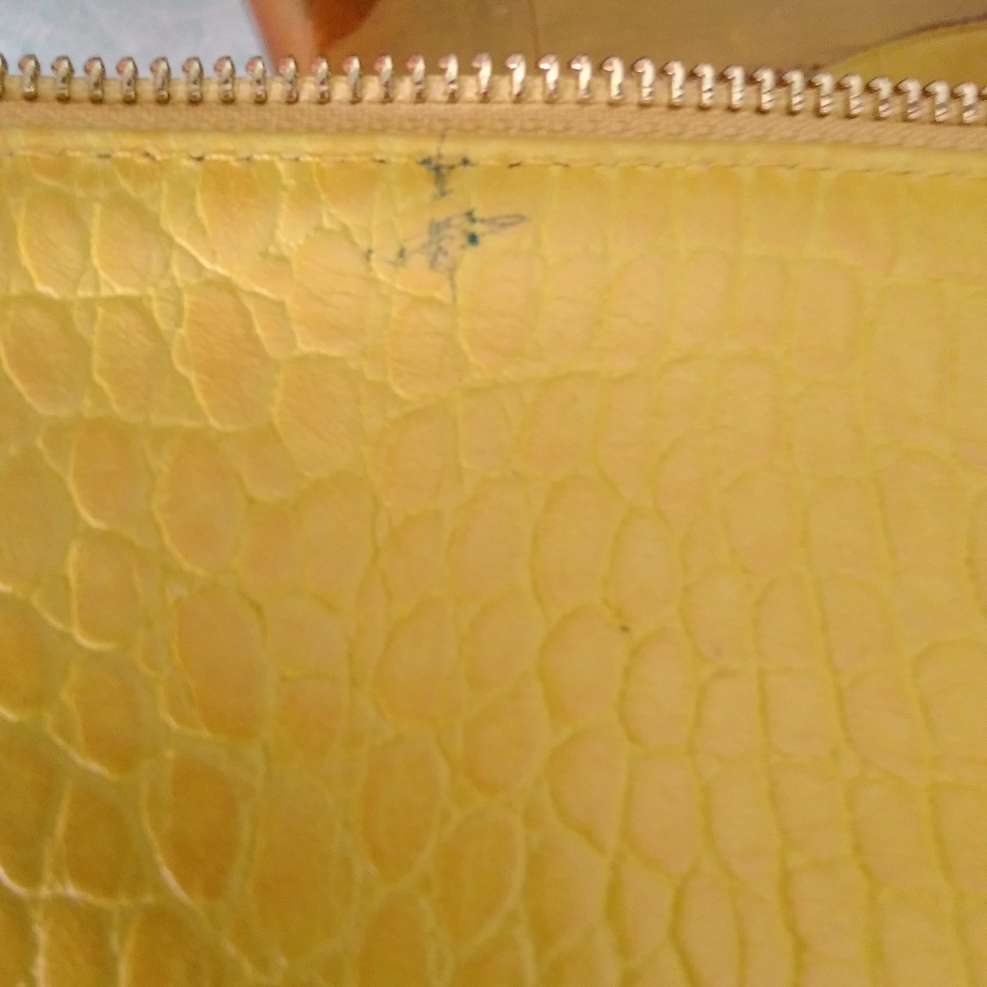 Kate Spade Yellow Travis Doctor's Bag – CommunityWorx Thrift Online