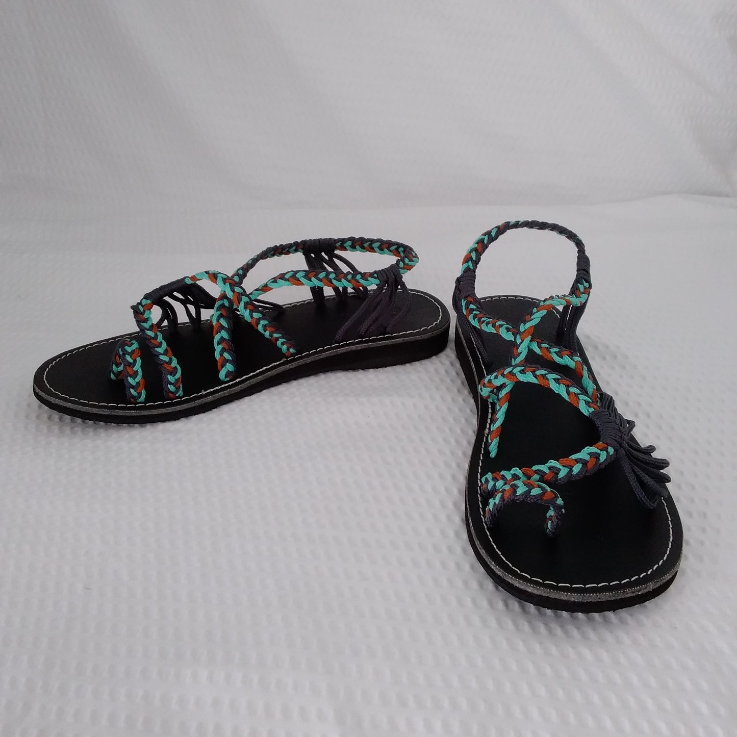 Plaka Palm Leaf Flat Summer Sandals - Size 6