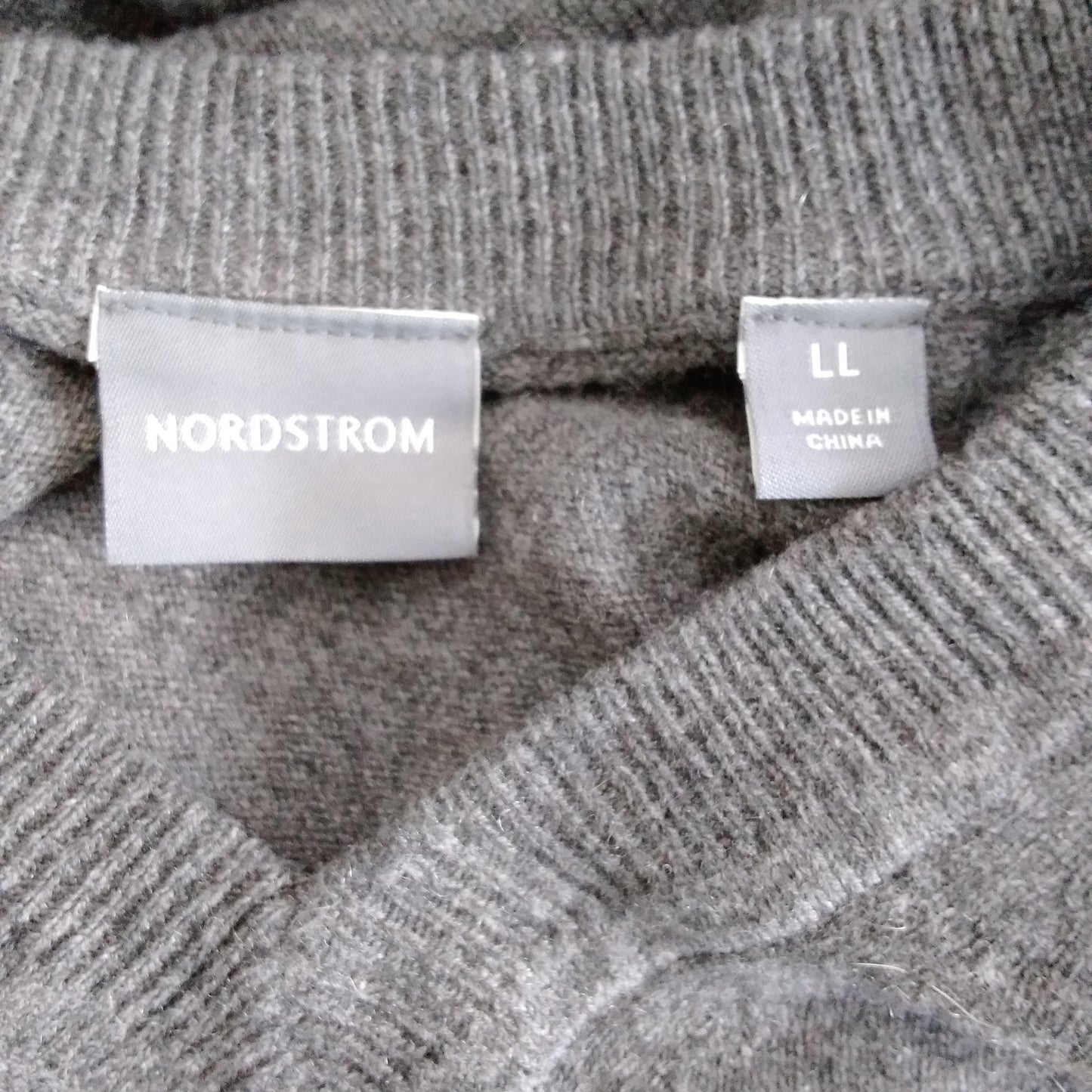 Nordstrom Gray Cashmere V-Neck Sweater - Size LL
