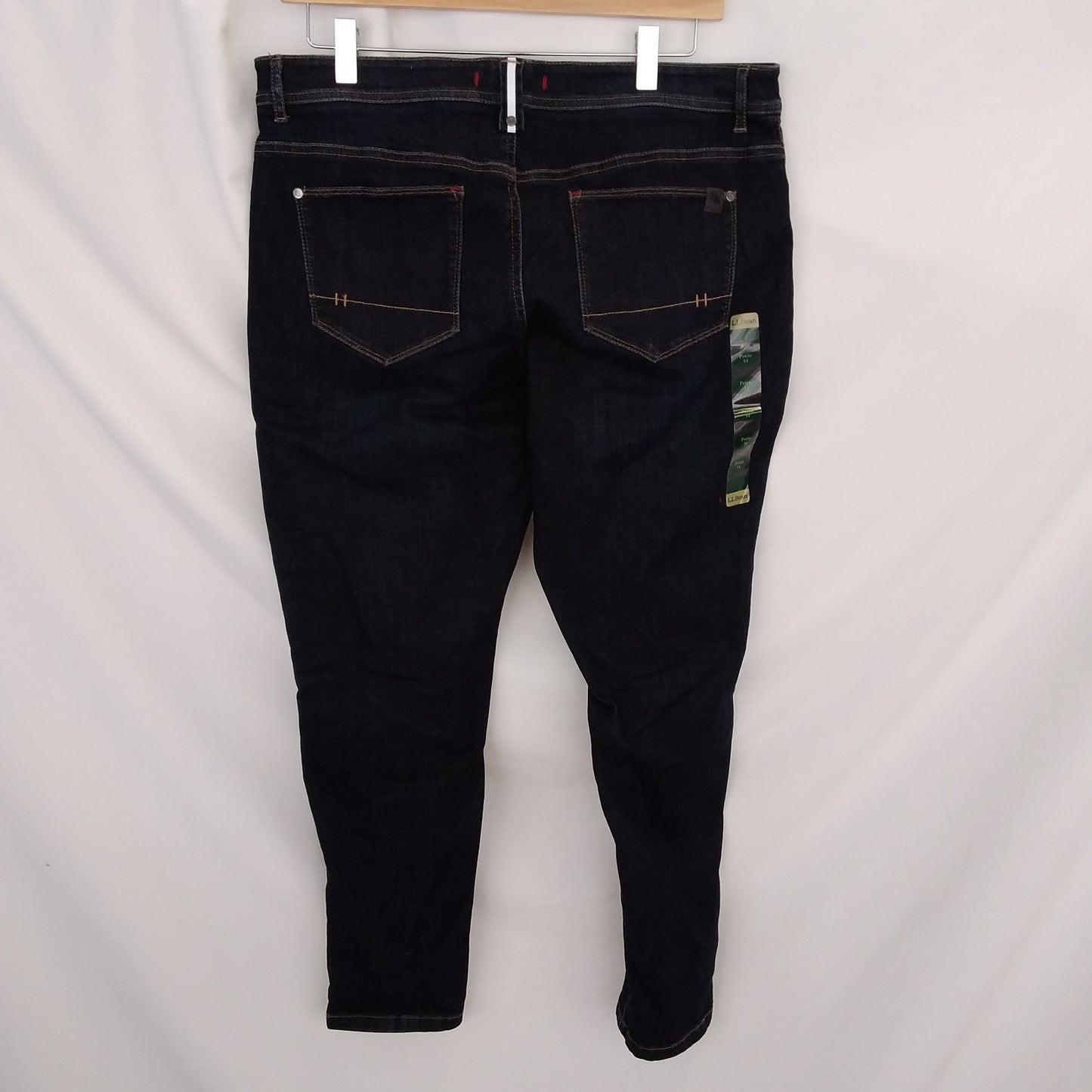 NWT - L.L. Bean Women's Stretch denim Jeans - Size 14 Petite