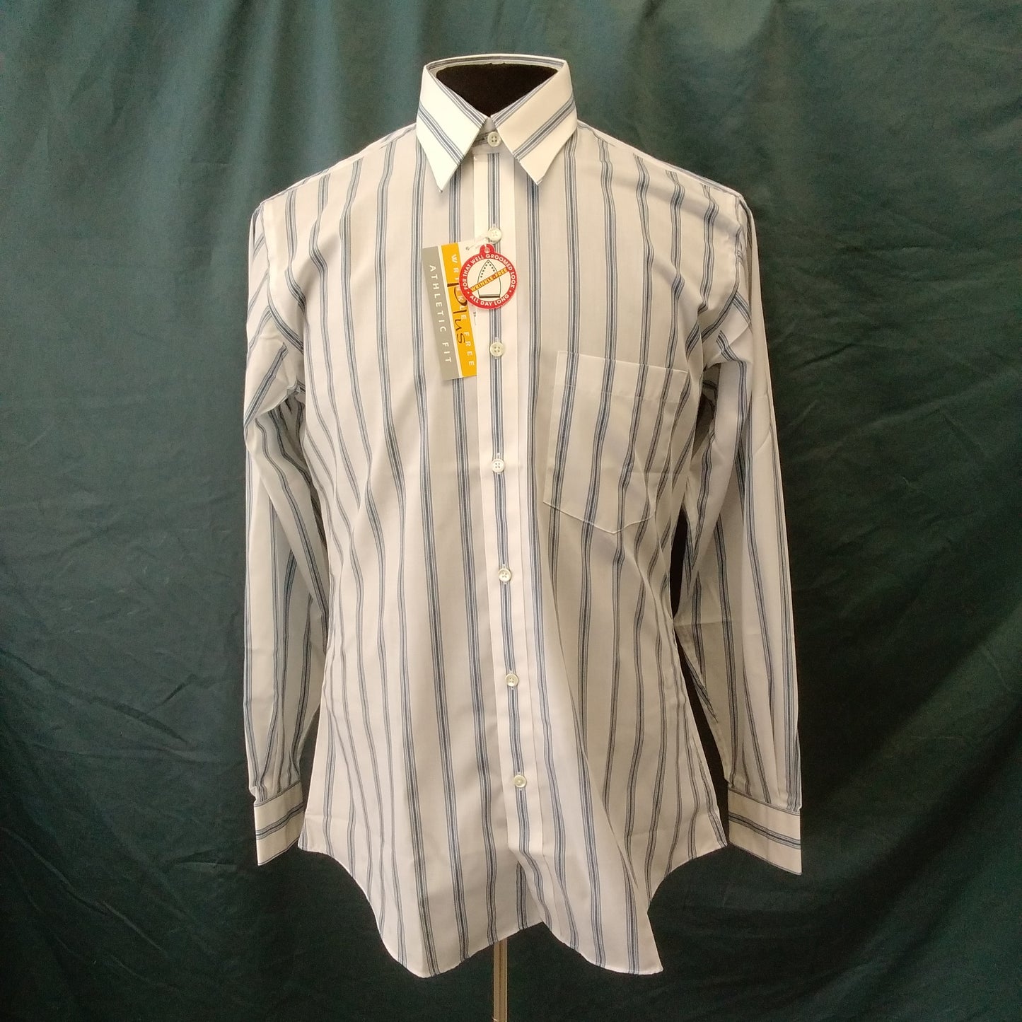 NWT - John Henry Blue Stripe Wrinkle Free Plus Athletic Fit Shirt - 15 32-33
