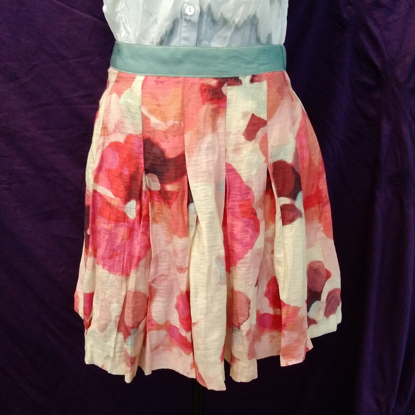 NWT - Loft Red Floral Skirt - 6