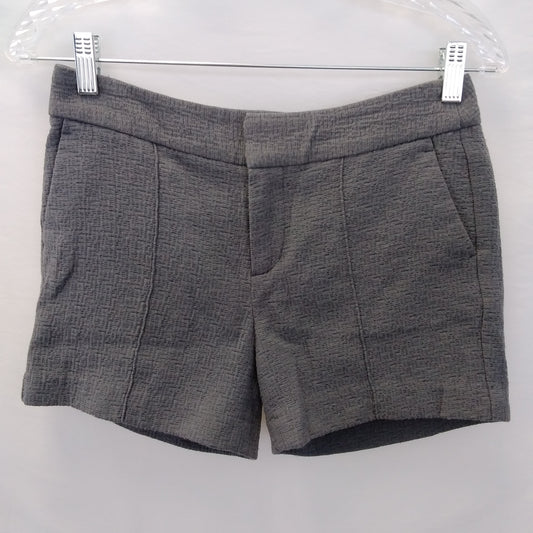 NWT - Banana Republic Women's Gray Textured 4-1/2" Shorts - Size: 0