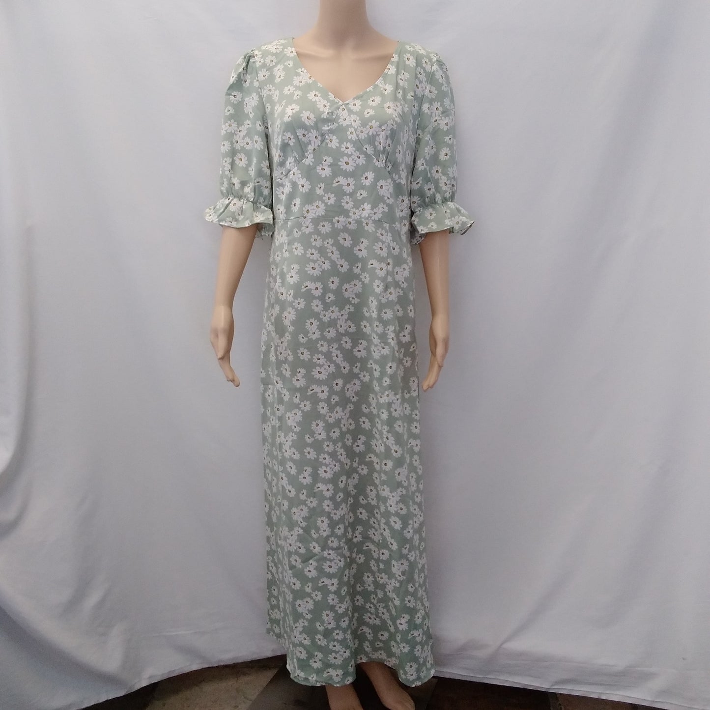 NWT - KOANDAILY green floral V-Neck Short Sleeve Maxi Dress - XL