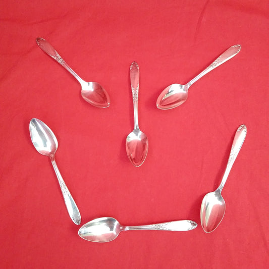 Vintage - Set of 6 National Silver Co. "King Edward Pattern" Tea Spoons