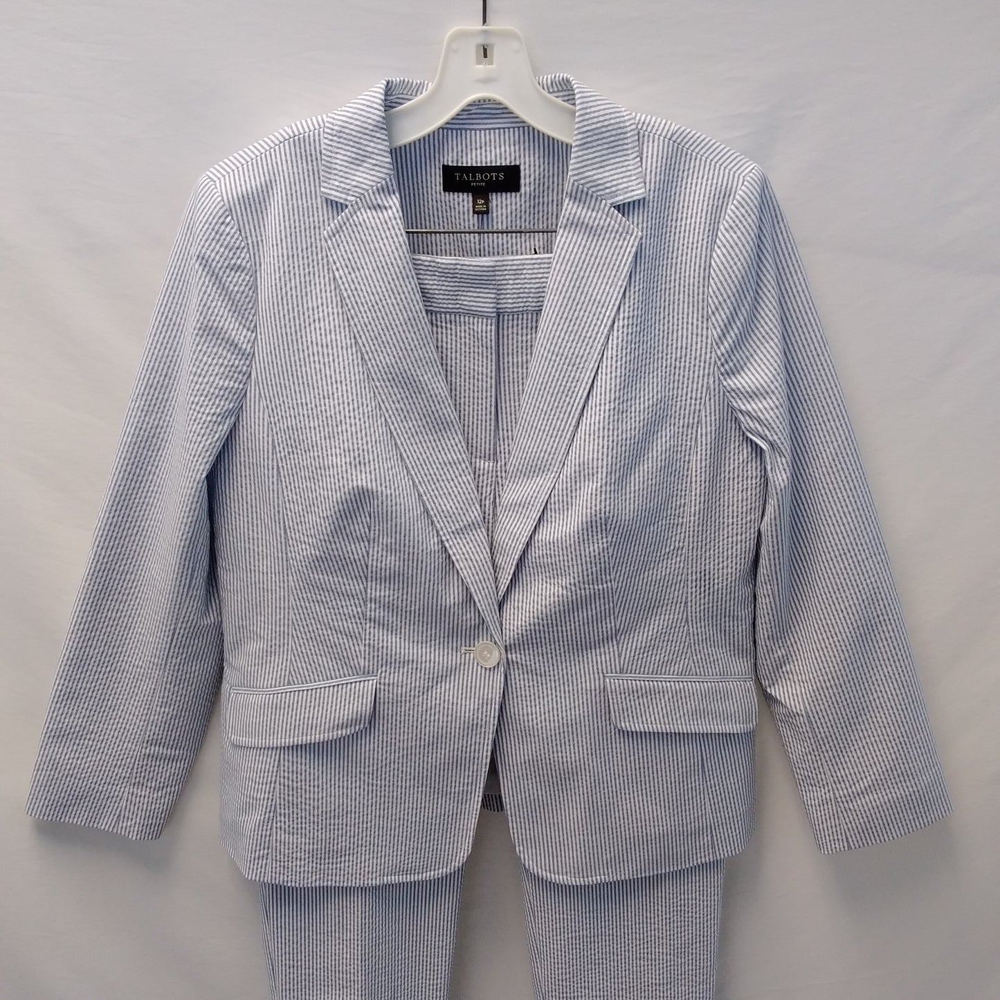 NWT - Talbots Petite Women's Blue Striped Blazer and Pants - Pants size: 10 Blazer size: 12