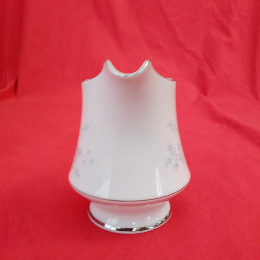 Carolyn by Noritake Creamer #2693