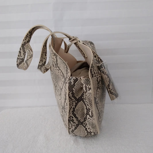 NWT - Round Faux Snakeskin Pouch Purse/Tote - Unbranded