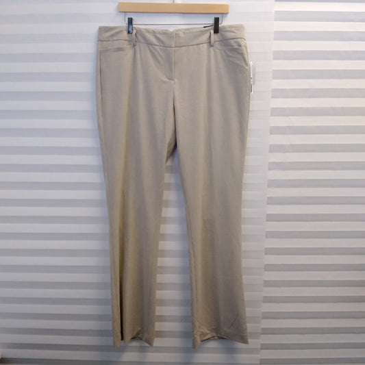 NWT - Amanda Chelsea oatmeal Low Rise Straight Leg Pants - 16