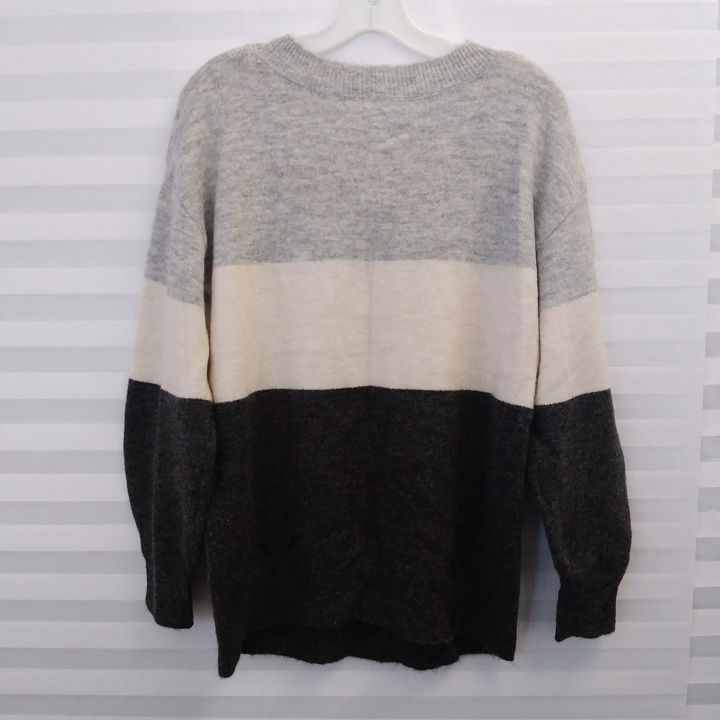 NWT - H&M Striped MAMA Sweater - Size: S