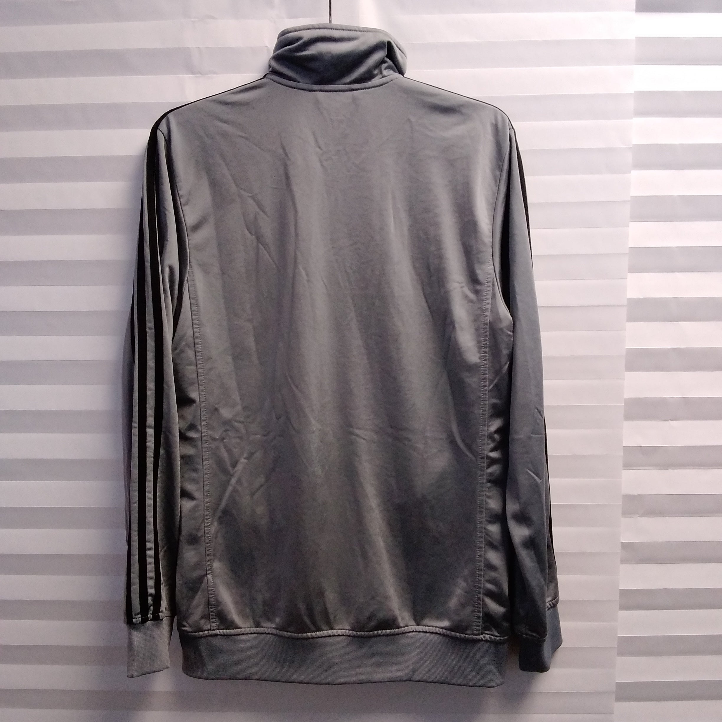 Adidas Gray Track Jacket - S – CommunityWorx Thrift Online