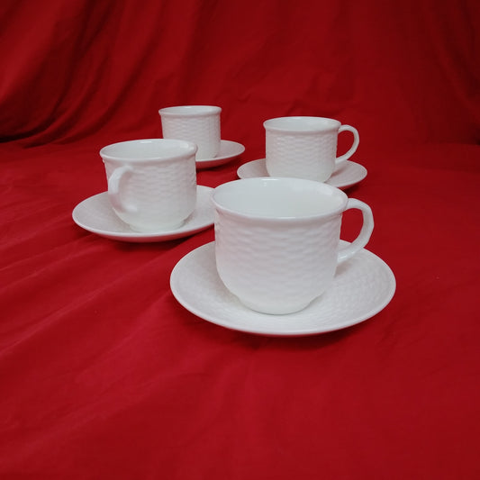 VTG -- Wedgewood Nantucket 4-piece Basket Weave Style Bone China Set