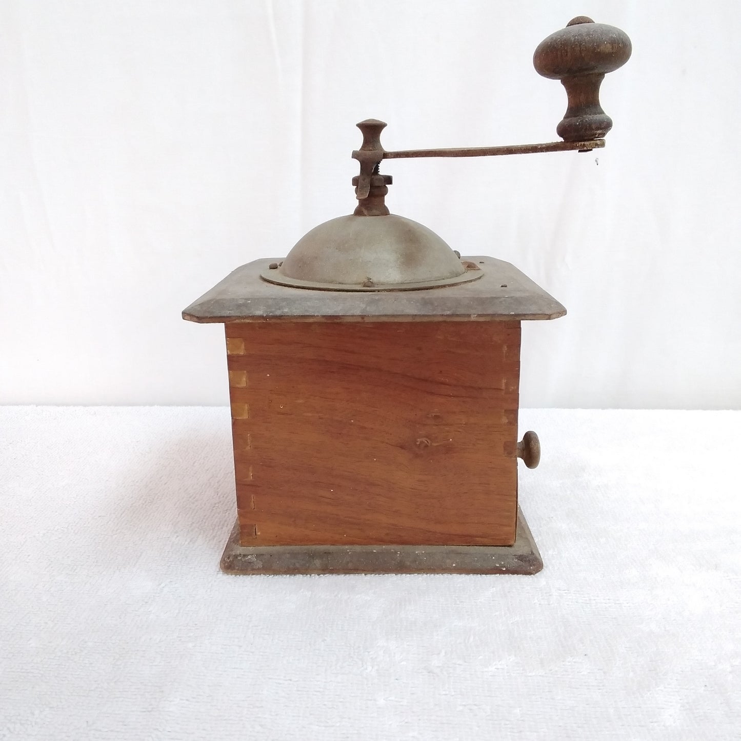 ANTIQUE -- Peugeot Freres Valentigney Coffee Mill -- early 20th c, before 1940
