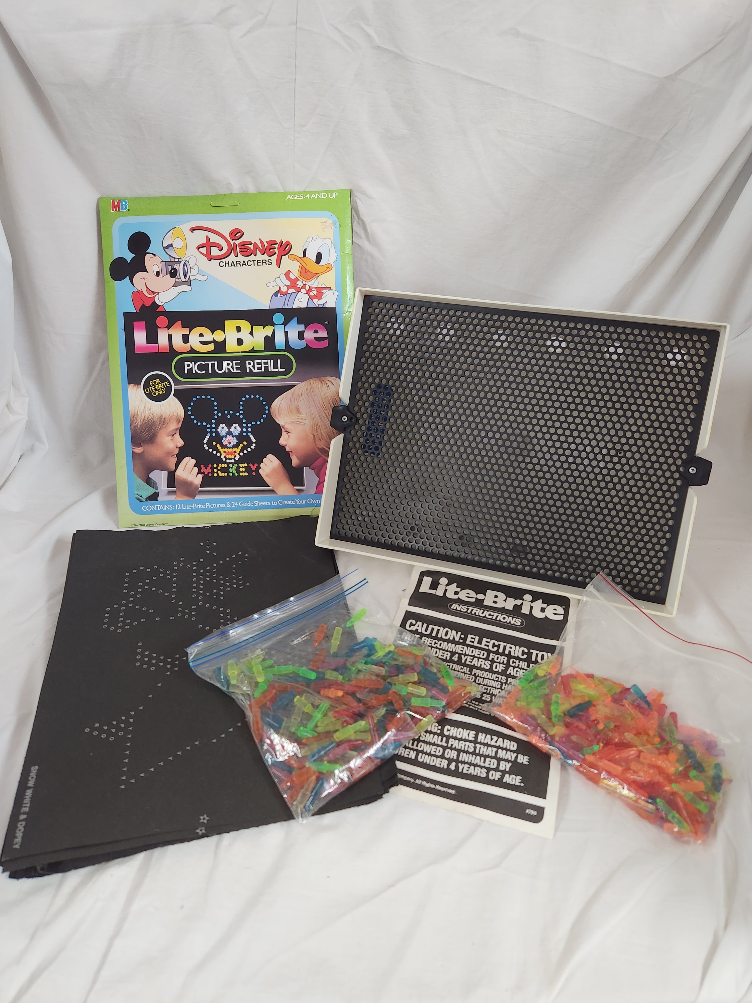 Vintage 1990 LITE BRITE by Milton Bradley with Pegs Patterns CommunityWorx Thrift Online