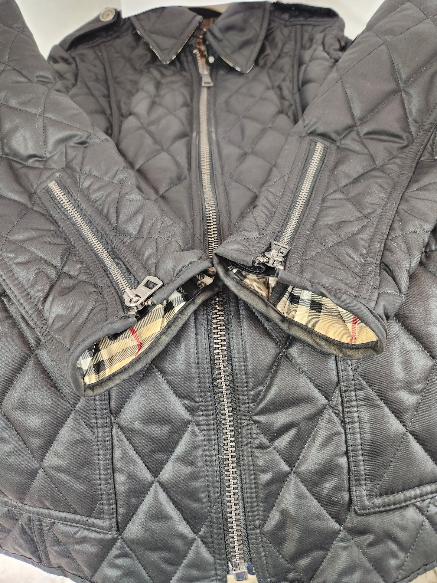 BURBERRY BRIT Black Diamond Quilted Jacket - See Measurements