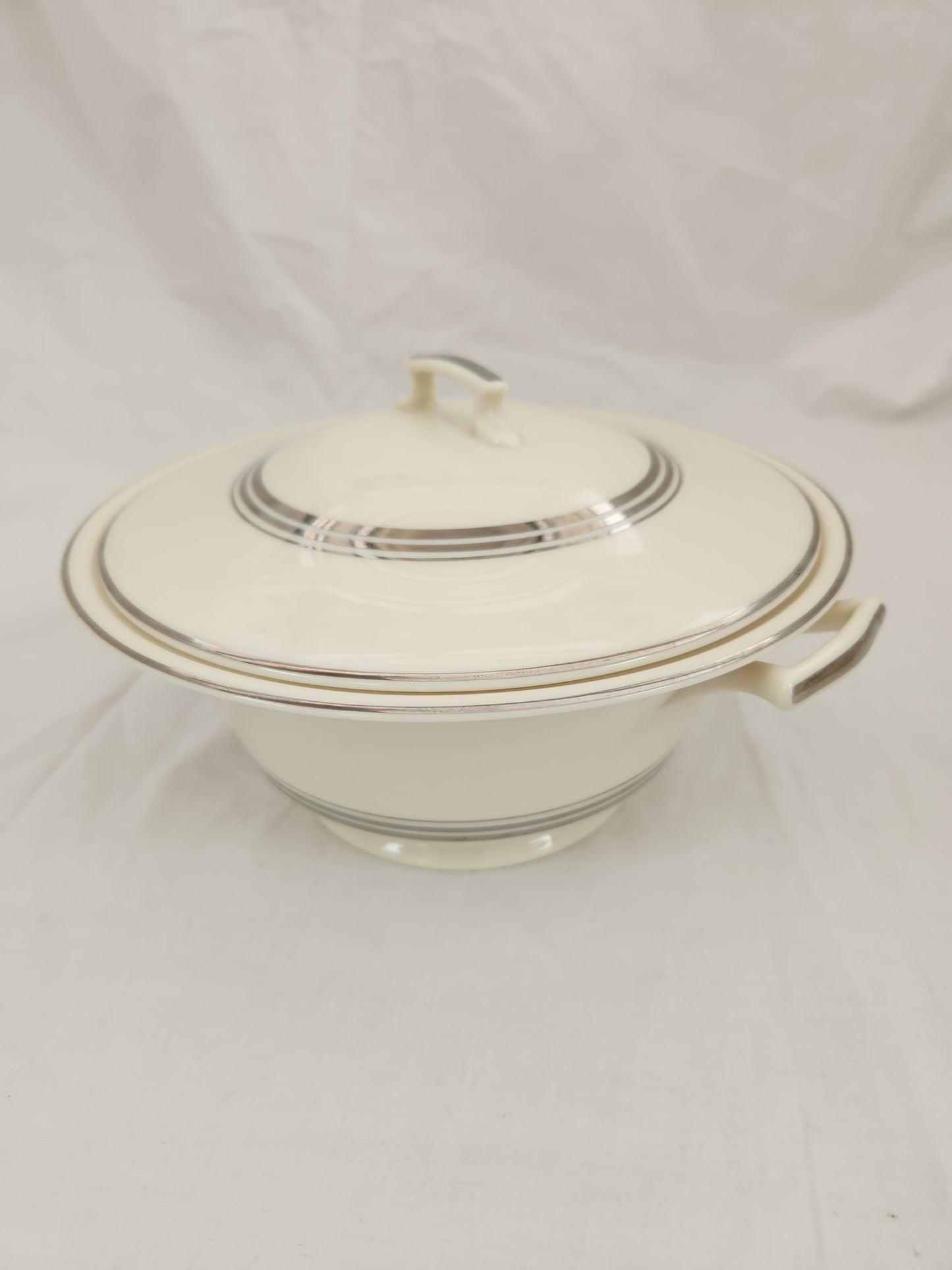 VTG -  Round Covered Vegetable Dish in Nimbus Platinum by SYRACUSE