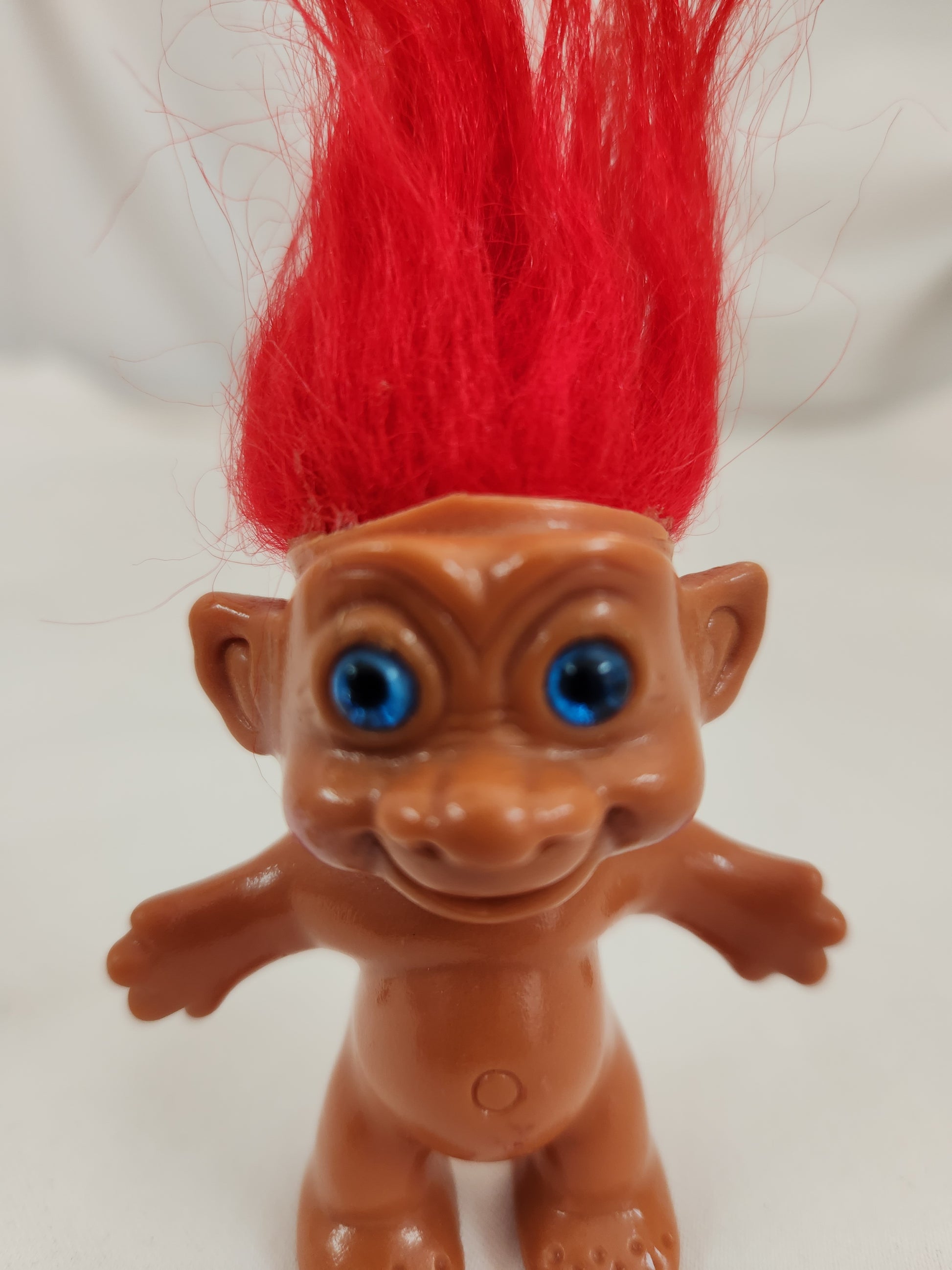 VTG - 2-1/2" Troll with Red Hair & Blue – CommunityWorx