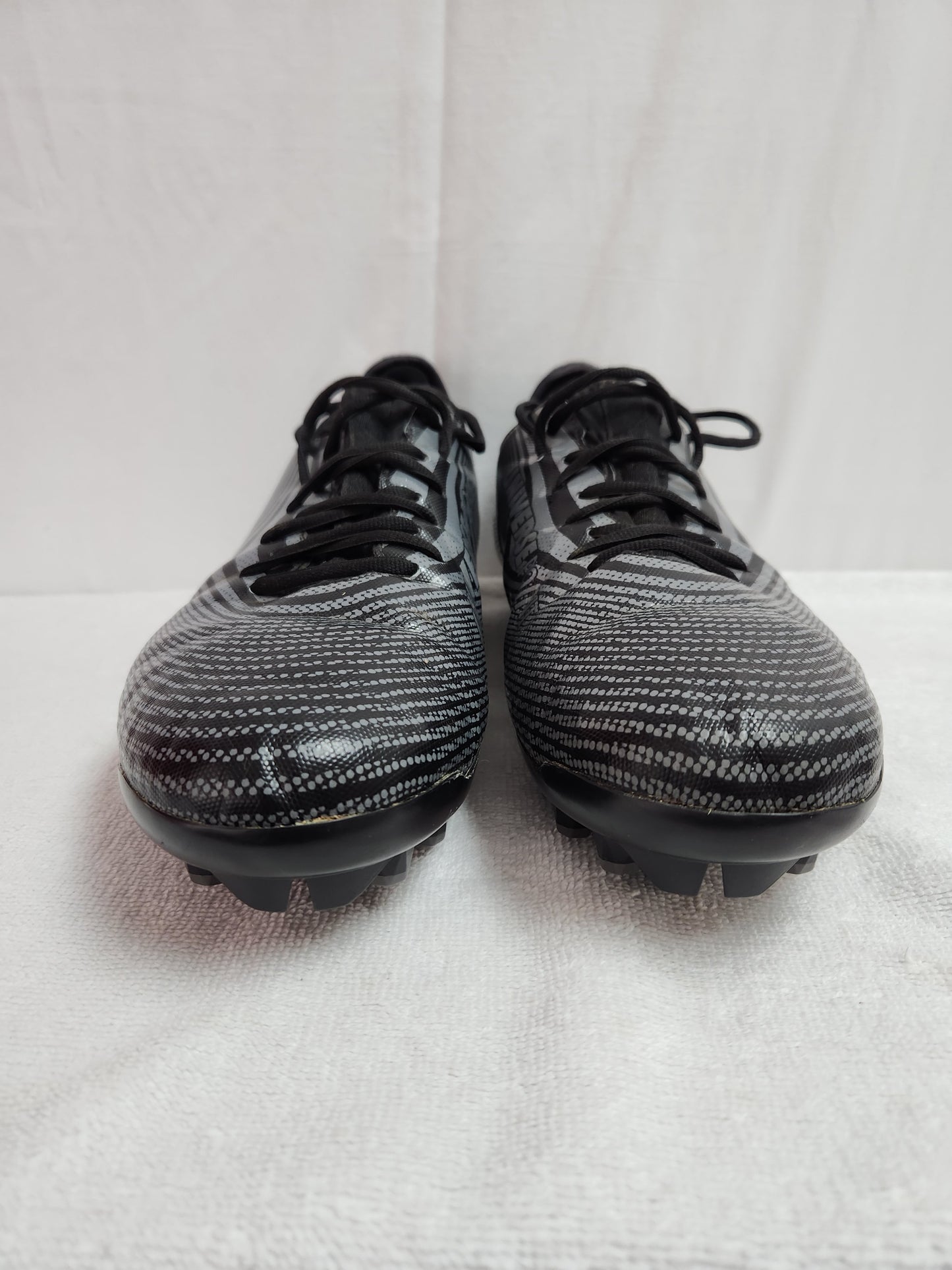 Rare Universe Point Men's Black Microfiber Ankle Cleats - Size: 13.5