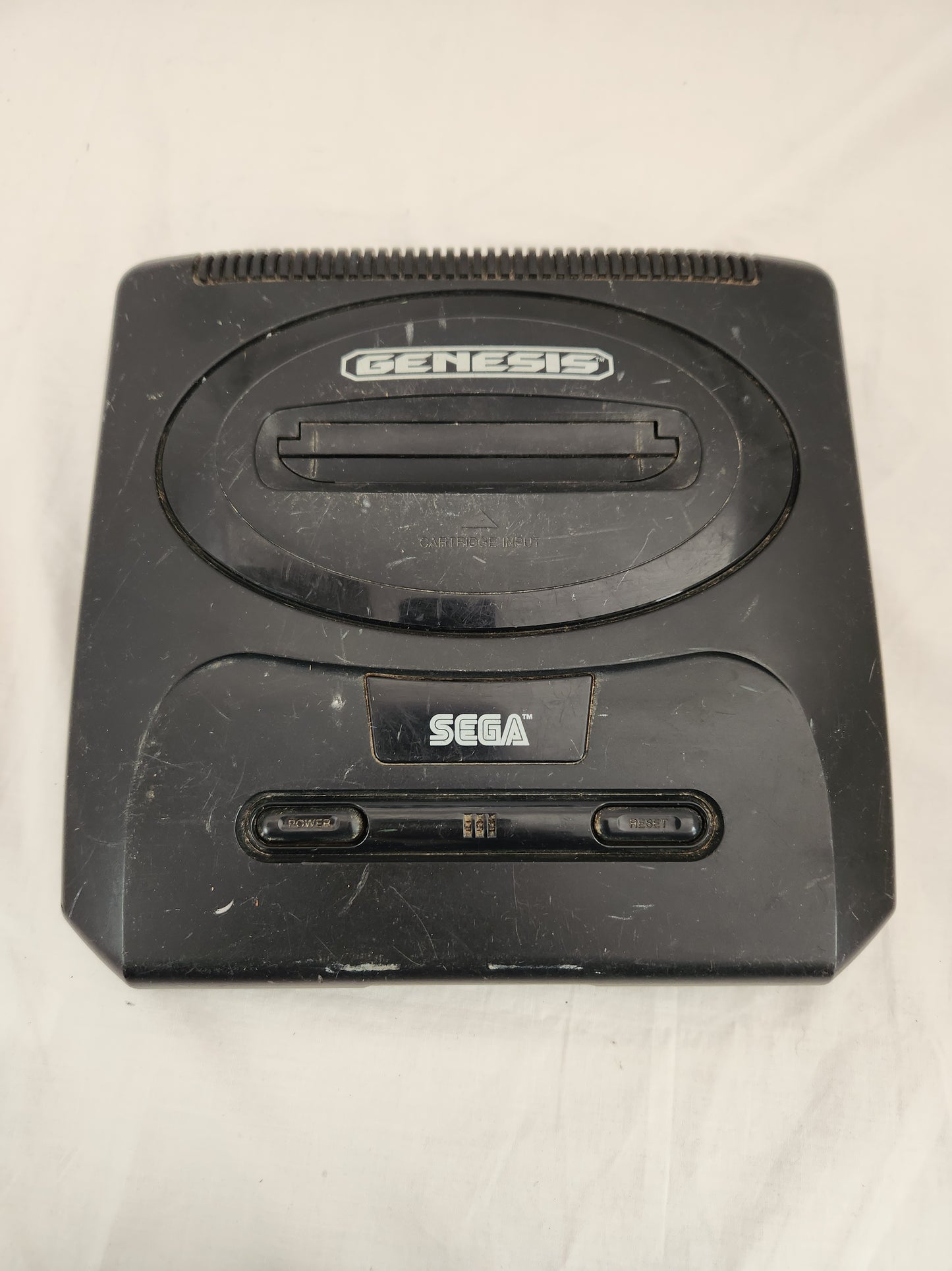 Sega Genesis Model MK-1631 Console (PARTS ONLY) no cords