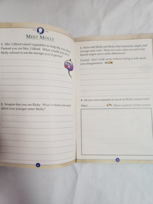 Pleasant Company American Girl Molly-1944 Reading Journal