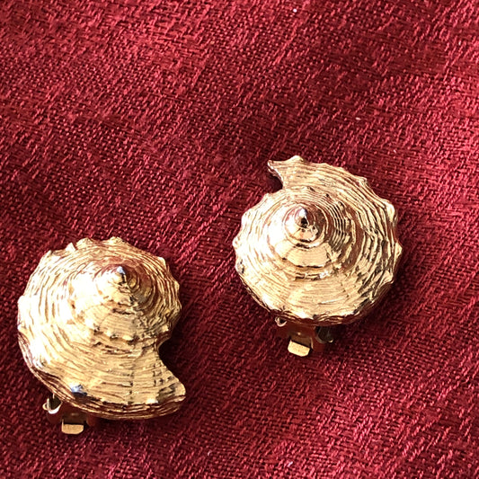 Vintage K.J.L. Gold Tone Sea Shell Clip On Earrings