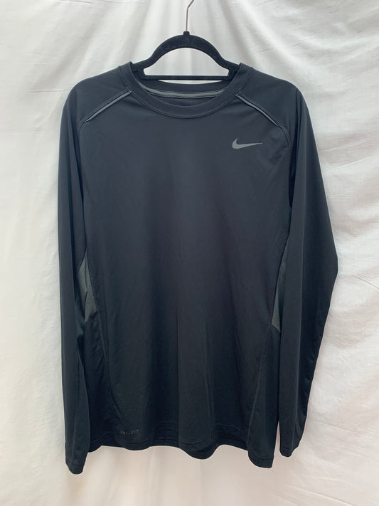 NIKE - black Dri-Fit Long-Sleeved Shirt - Size M