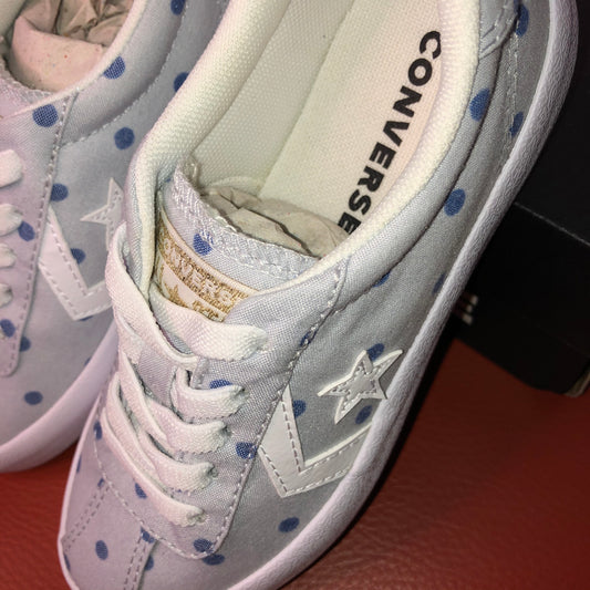 NIB - CONVERSE Blue Dot White Sneakers - 13 Junior