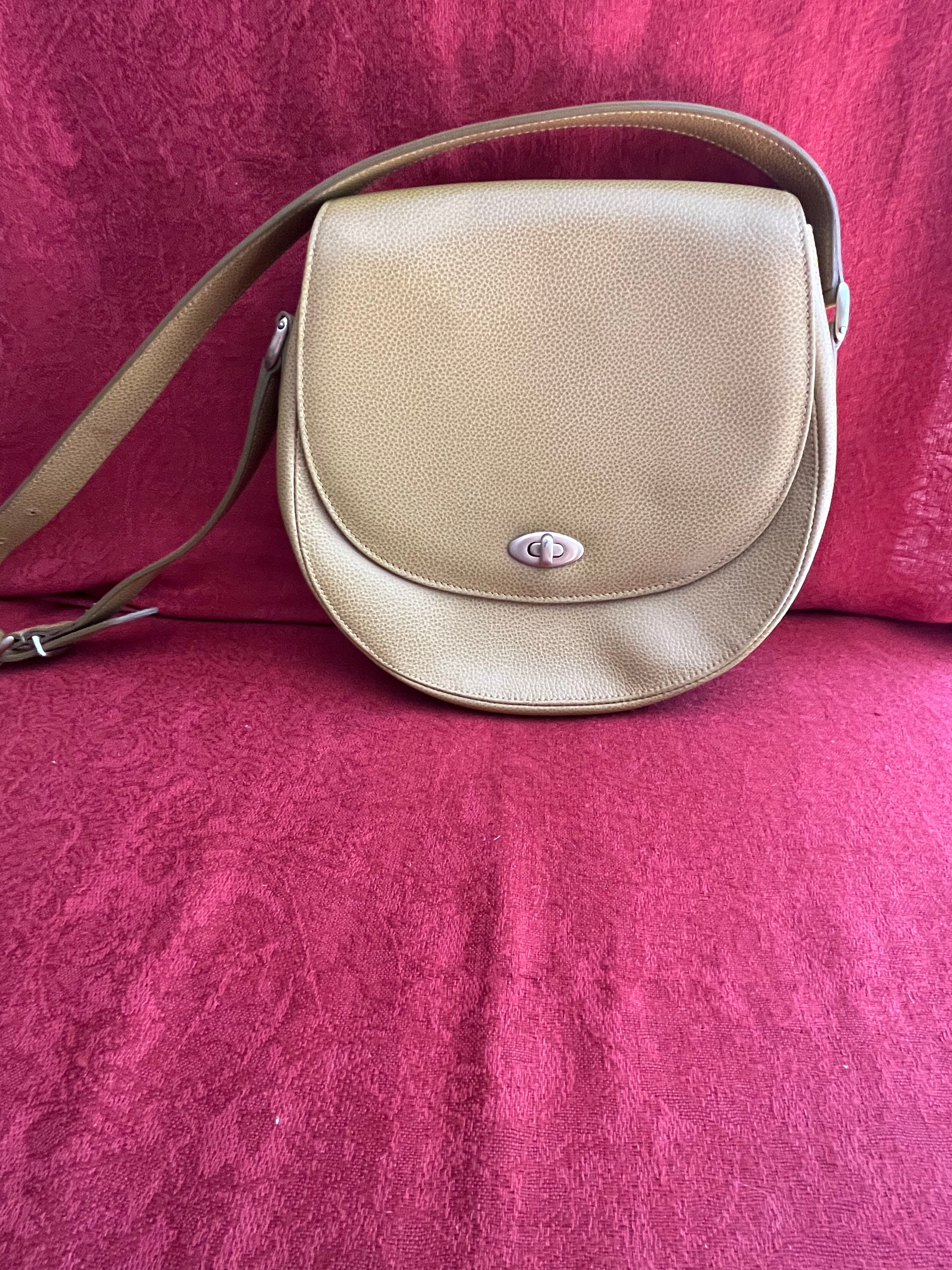 Coach carlyle shoulder online bag