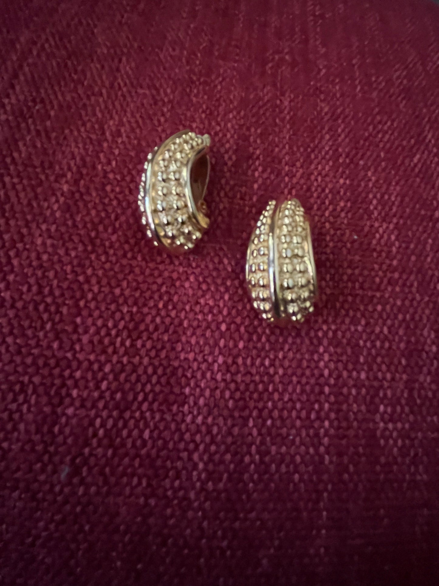 Vintage 90s Gold Tone Paolo Gucci Clip On Earrings