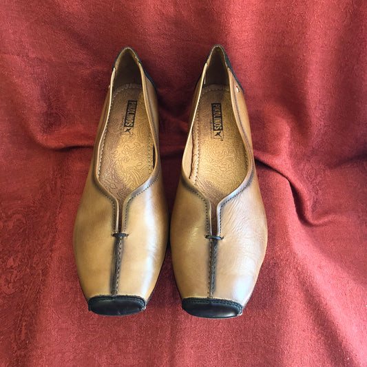 Pikolinos Women Gandia Premium Leather Slip On Shoes Brown Flats