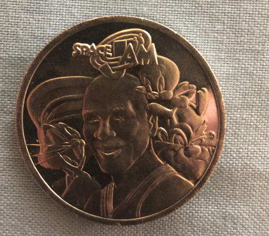 Space Jam (1996) on VHS with Commemorative Coin