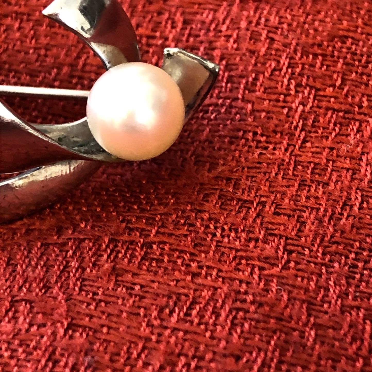 Vintage Sterling and Genuine Pearl Pin