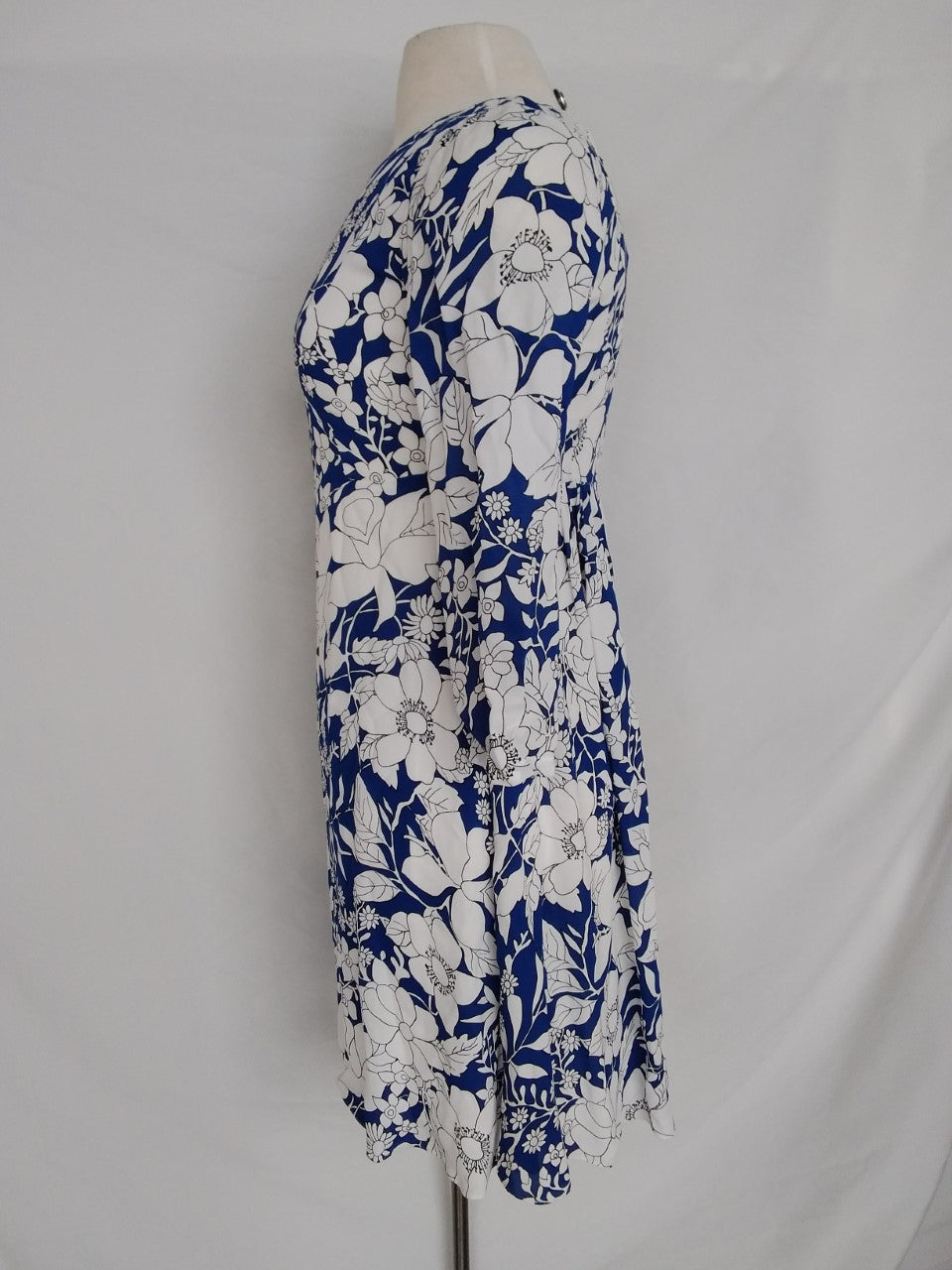 Brooks Brothers Blue and White Floral Print 3/4 Sleeve Dress - Size 4