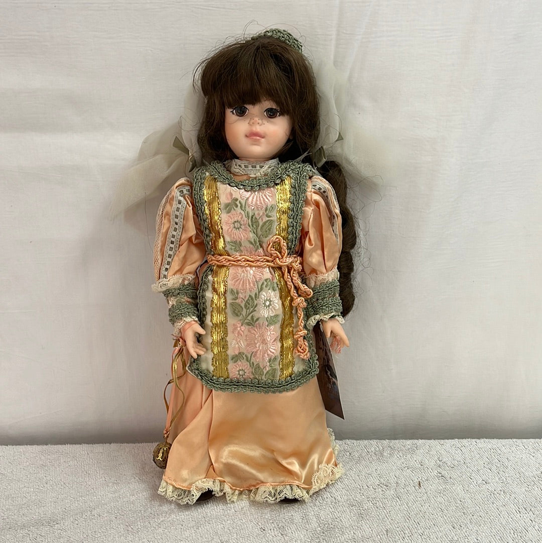 VTG (1988)-- 6 Camelot Castle Collection Dolls from Robin Woods, Inc. -- Morgan Le Ray, Young Lancelot, Merlin, Young Arthur, Young Queen Guenevere, and Lady Linet