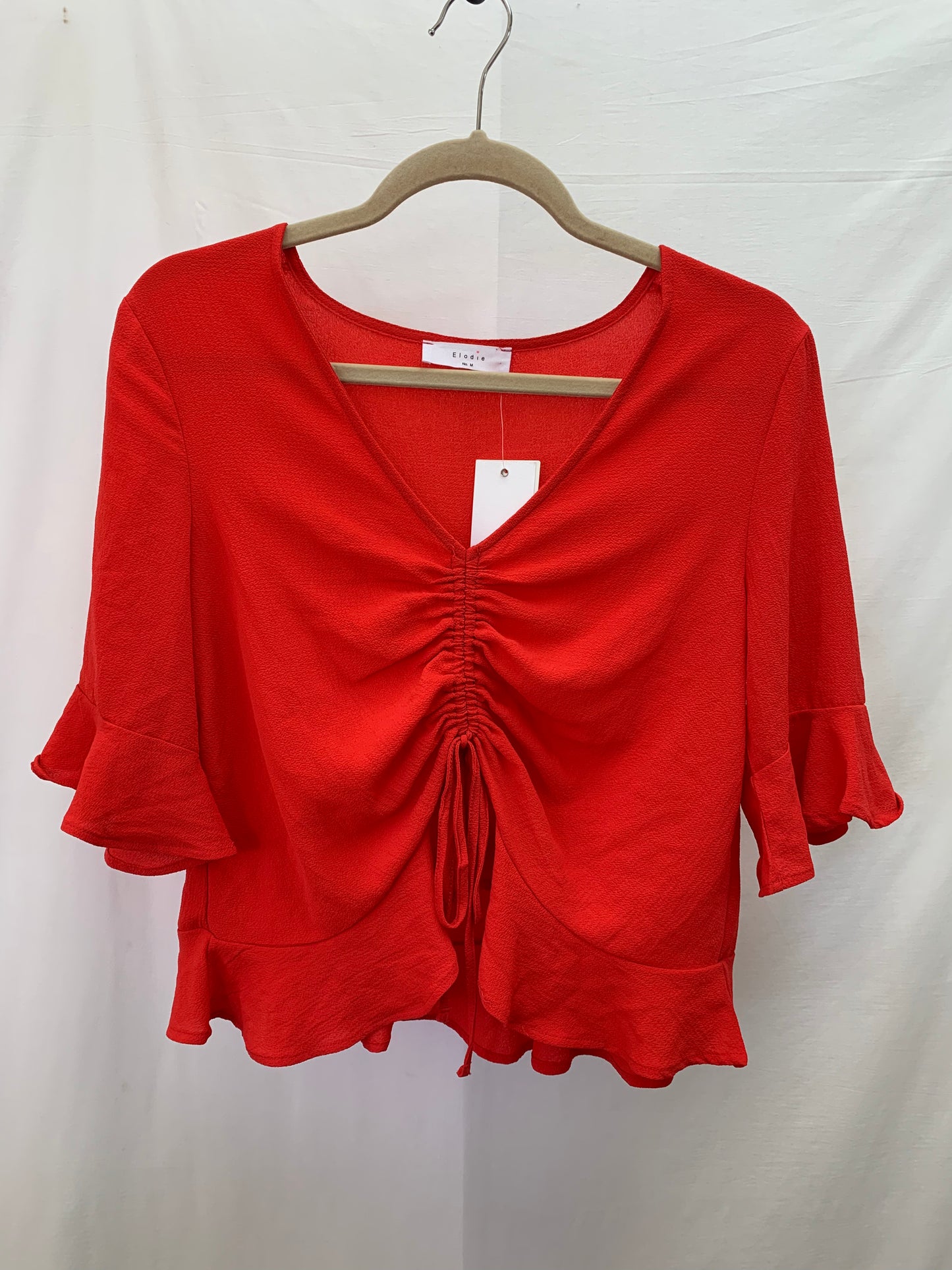 NWT - ELODIE red Crop Ruffle Short Sleeve Shirt - M