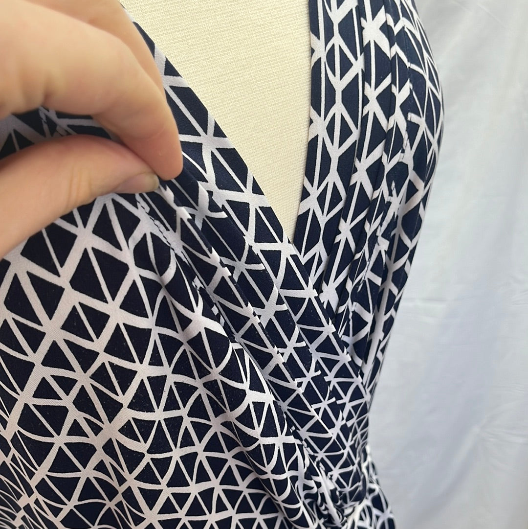 LIZ CLAIBORNE Navy White Geometric Pattern Deep V-neck Dress -- XL