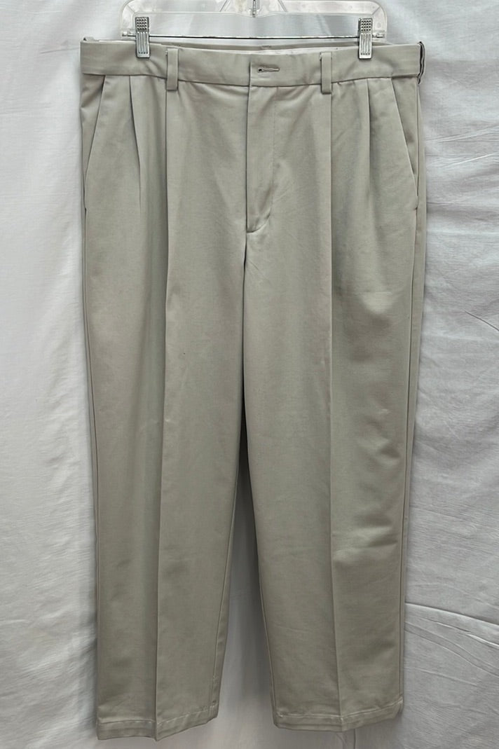NWT -- Covington Light Tan Pleated Classic Fit Pant -- 36/30