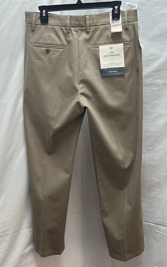 Dockers D3 Stretch Signature Khaki Flat Front Pants • Rocky Mountain  Connection · Clothing · Gear