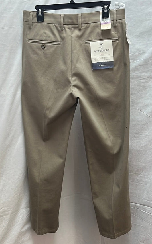 Dockers Khaki Best Pressed Classic Fit Pants  - Size: 32x30