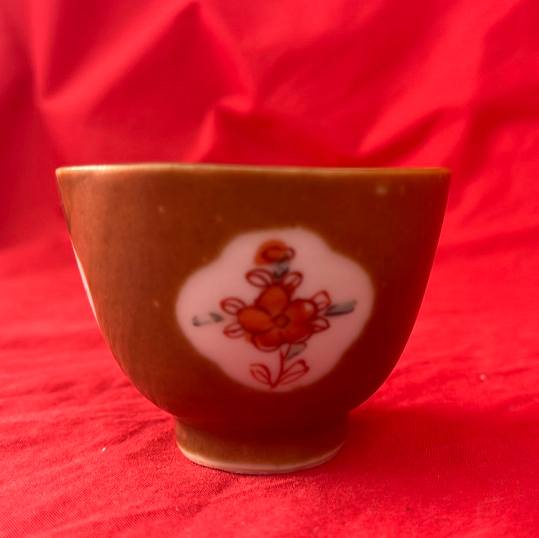 Famile Rose Bell Shaped Sake/Tea Cup