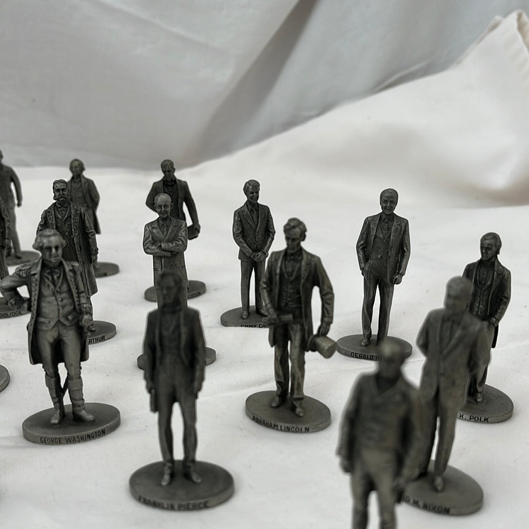 VTG/RARE -- Danbury Mint Presidential Figurines -- Lot of 39