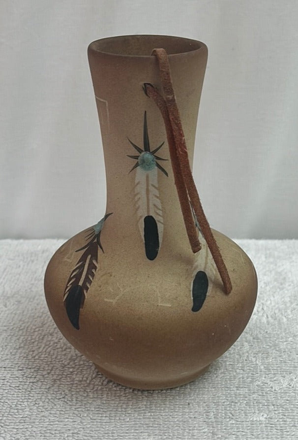 VTG -- Vase with Southwestern American Indian Motifs -- Signed Betty Selby, 1988, Numbered 477