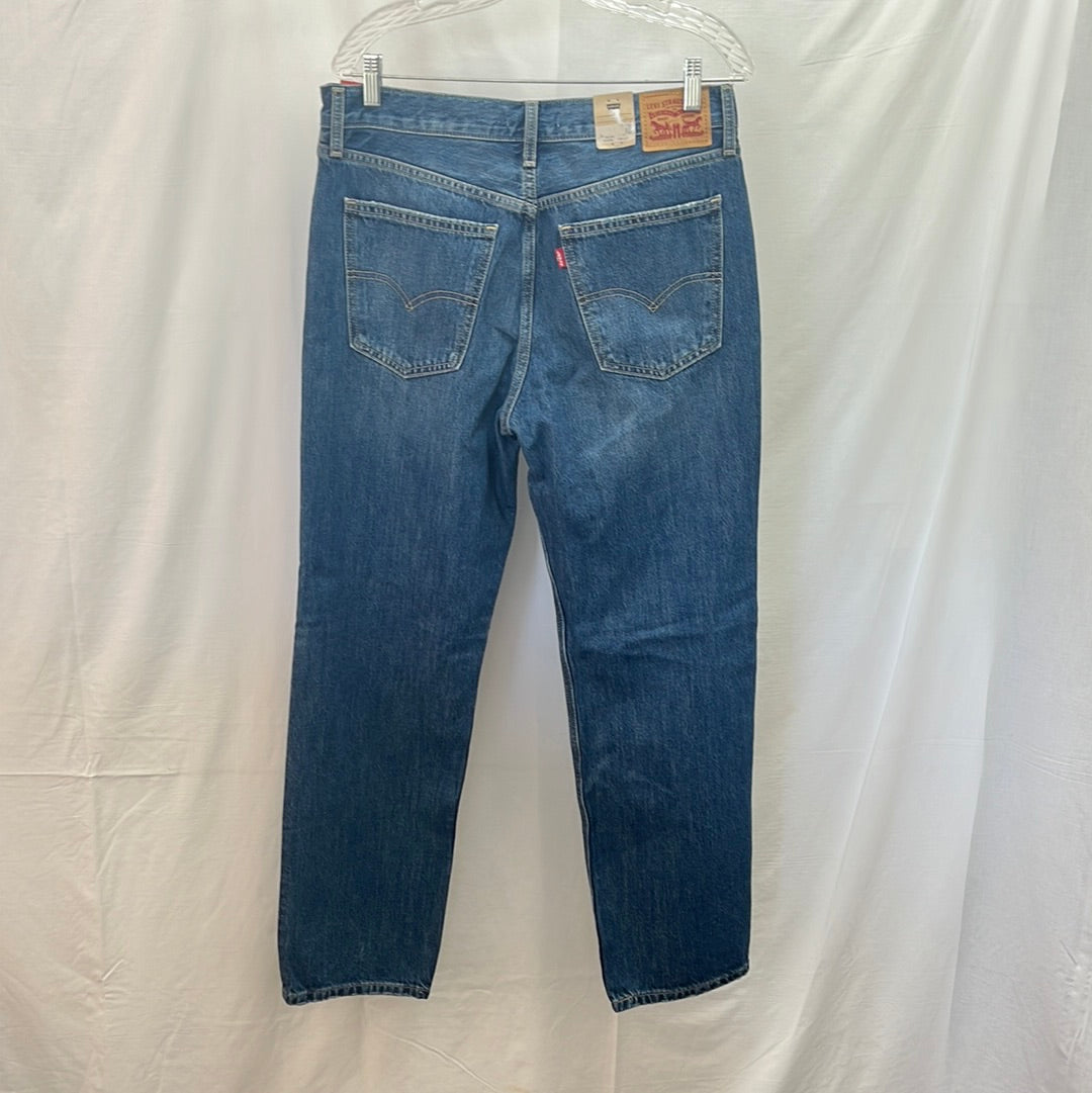 NWT -- Levi's Low Pro Mid-rise Relaxed Straight Leg Jeans -- 30