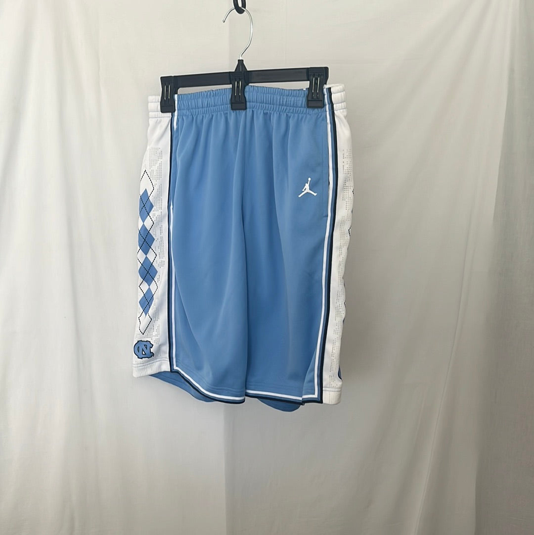 NWT -- Jordan blue Argyle UNC Tarheels Athletic Shorts -- L