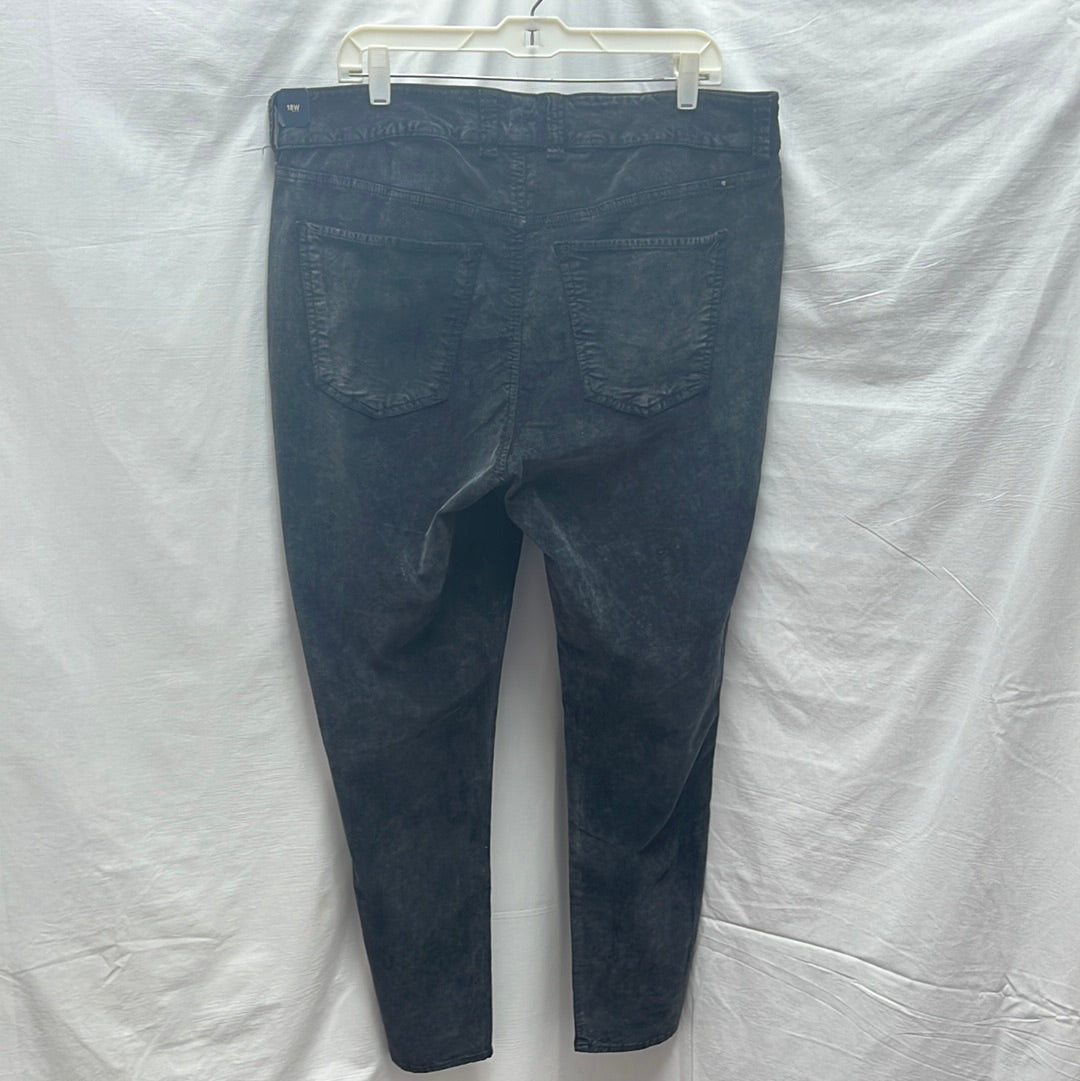 NWT -- Lucky Brand Black High-rise Skinny Emma Legging Jeans -- 18W