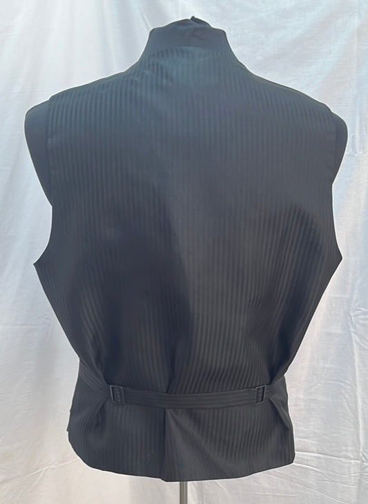 Moda Formalwear Purple Tuxedo Vest -- Size M
