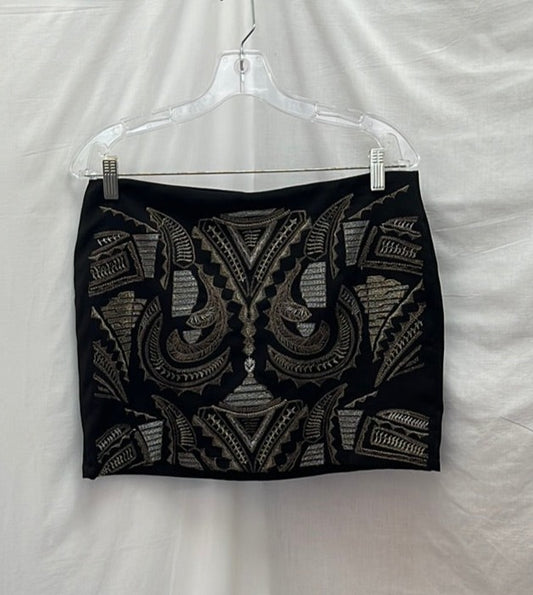 NWT -- Francesca's Quinn Embroidered Black Mini Skirt -- M