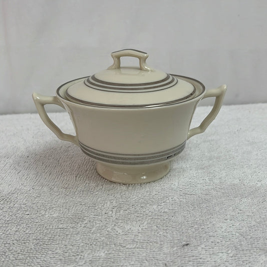 VTG - Sugar Bowl w/ Lid in Nimbus Platinum by Syracuse China