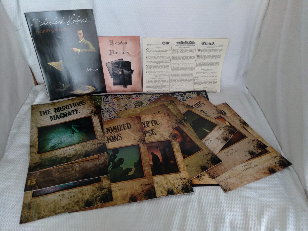 Vintage Sherlock Holmes Consulting Detective Game by Ystari Games